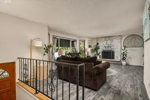 4574 SE 85th Ave, Portland, OR 97266 - Photo 4