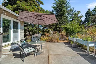 4574 SE 85th Ave, Portland, OR 97266 - Photo 28
