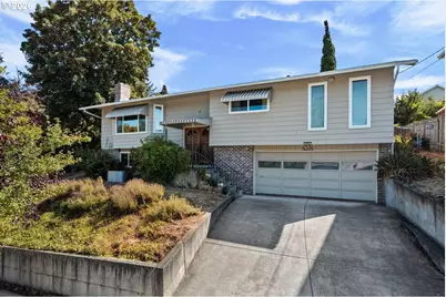4574 SE 85th Ave, Portland, OR 97266 - Photo 1