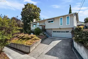 4574 SE 85th Ave, Portland, OR 97266 - Photo 2