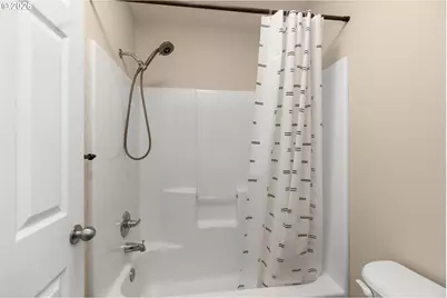 17428 SW September Ln, Beaverton, OR 97003 - Photo 20