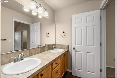 17428 SW September Ln, Beaverton, OR 97003 - Photo 14