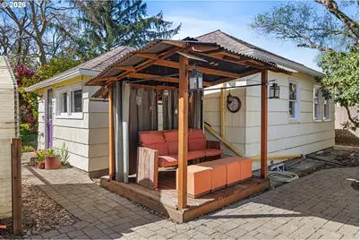 2916 SE 85th Ave, Portland, OR 97266 - Photo 32