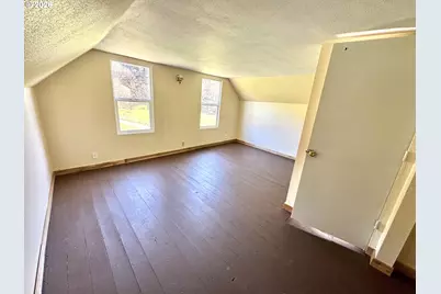 769 Deans Creek Rd, Reedsport, OR 97467 - Photo 18