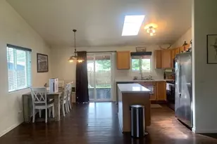 1048 Kees St, Lebanon, OR 97355 - Photo 4