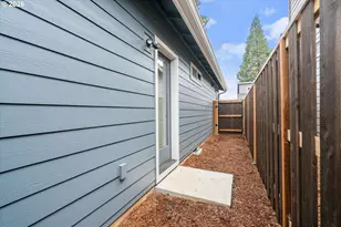 12294 Meadowlawn Dr, Oregon City, OR 97045 - Photo 20