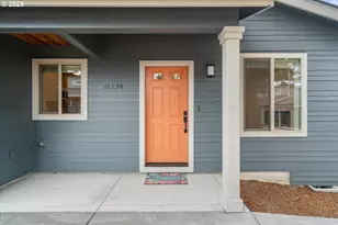 12294 Meadowlawn Dr, Oregon City, OR 97045 - Photo 2