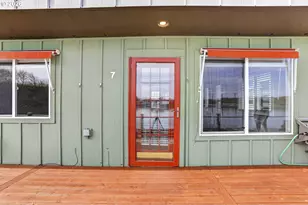 18989 NE Marine Dr, Portland, OR 97230 - Photo 4