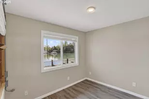 18989 NE Marine Dr, Portland, OR 97230 - Photo 12