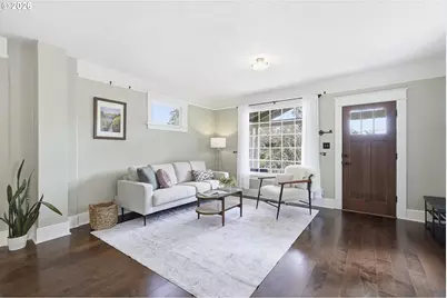 9314 N Ivanhoe St, Portland, OR 97203 - Photo 6