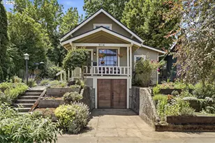 9314 N Ivanhoe St, Portland, OR 97203 - Photo 2