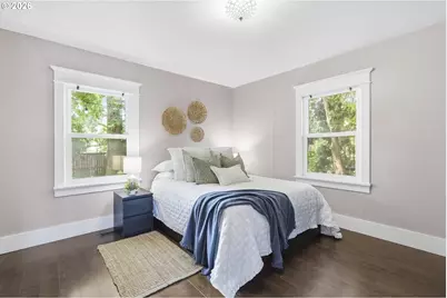 9314 N Ivanhoe St, Portland, OR 97203 - Photo 16