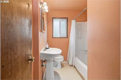 840 Barrett Ave, Eugene, OR 97404 - Photo 18