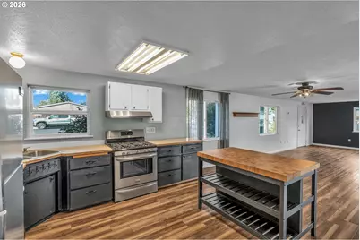 1203 Oak St, Amity, OR 97101 - Photo 10