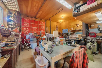 305 Cypress Ave, Garibaldi, OR 97118 - Photo 36