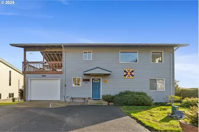 305 Cypress Ave, Garibaldi, OR 97118 - Photo 2
