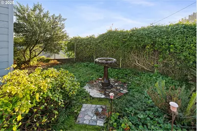 305 Cypress Ave, Garibaldi, OR 97118 - Photo 30