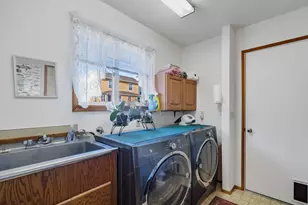 305 Cypress Ave, Garibaldi, OR 97118 - Photo 20