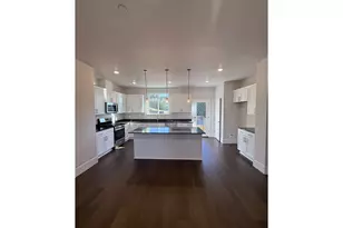 11915 SW 176th Dr, Beaverton, OR 97007 - Photo 2