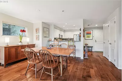 1718 NE 11th Ave #204, Portland, OR 97212 - Photo 8