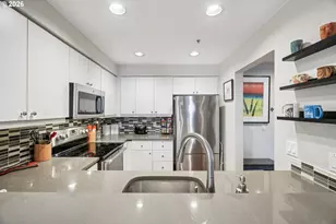 1718 NE 11th Ave, Portland, OR 97212 - Photo 10