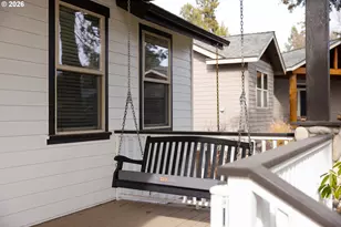 20246 Gaines Ct, Bend, OR 97702 - Photo 4