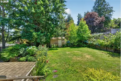 4268 SE Hillside Dr, Milwaukie, OR 97267 - Photo 38