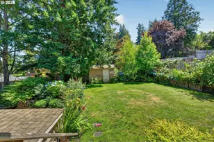 4268 SE Hillside Dr, Milwaukie, OR 97267 - Photo 38