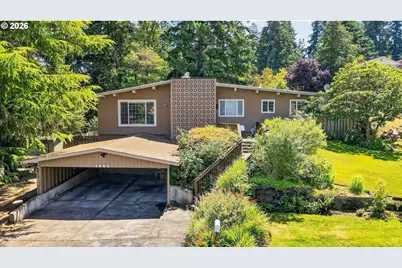 4268 SE Hillside Dr, Milwaukie, OR 97267 - Photo 1