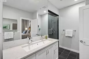 747 NW 11th Ave, Portland, OR 97209 - Photo 20