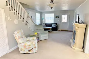 719 12th Ave, Seaside, OR 97138 - Photo 2