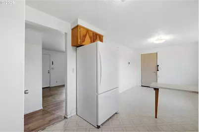 2070 Don Juan Ave, Eugene, OR 97408 - Photo 16