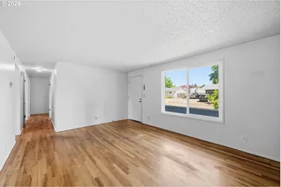 2070 Don Juan Ave, Eugene, OR 97408 - Photo 10