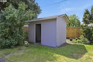 2070 Don Juan Ave, Eugene, OR 97408 - Photo 32