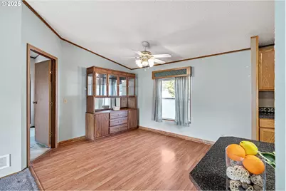 1800 Lakewood Ct #158, Eugene, OR 97402 - Photo 12
