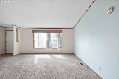 1800 Lakewood Ct #158, Eugene, OR 97402 - Photo 14