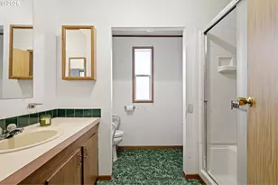 1800 Lakewood Ct, Eugene, OR 97402 - Photo 18