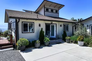 895 Marina Heights, Brookings, OR 97415 - Photo 6