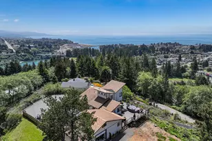 895 Marina Heights, Brookings, OR 97415 - Photo 1