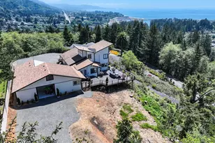 895 Marina Heights, Brookings, OR 97415 - Photo 4