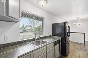 1026 SE 209th Ave, Gresham, OR 97030 - Photo 14