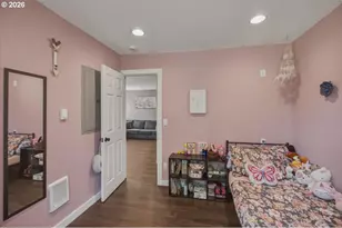 4134 Hwy 20, Sweet Home, OR 97386 - Photo 20