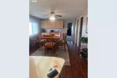 1250 E Airport Rd, Hermiston, OR 97838 - Photo 6