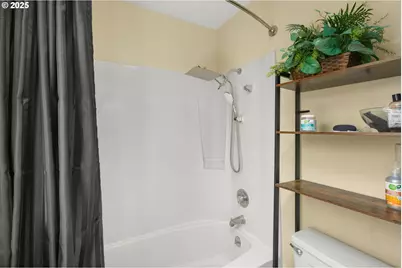 18665 SW Honeywood Dr, Beaverton, OR 97003 - Photo 28