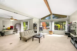 18665 SW Honeywood Dr, Beaverton, OR 97003 - Photo 12