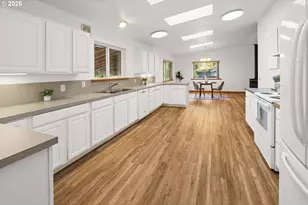 89022 Welch Rd, Astoria, OR 97103 - Photo 16