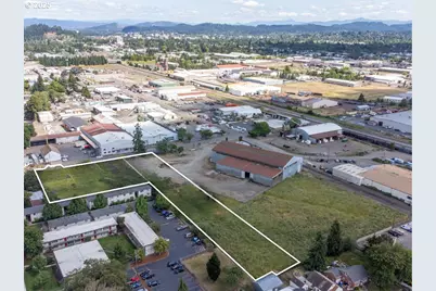 134 N Cleveland St, Eugene, OR 97402 - Photo 2