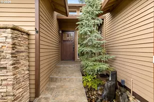 1900 Sunburst Terrace, West Linn, OR 97068 - Photo 4