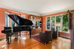 2939 NW Cornell Rd, Portland, OR 97210 - Photo 8