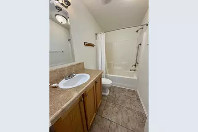 167 Village Dr, Cottage Grove, OR 97424 - Photo 32